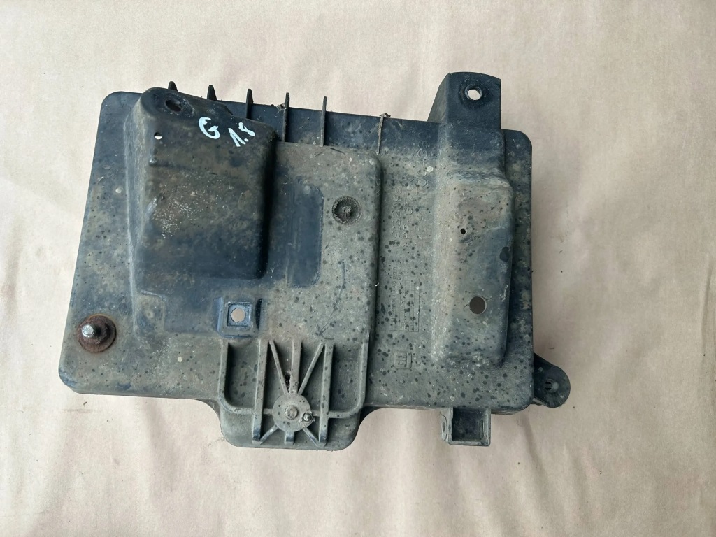 фото №1, Основание нижняя аккумулятор 09132098 opel astra ii g 1.8