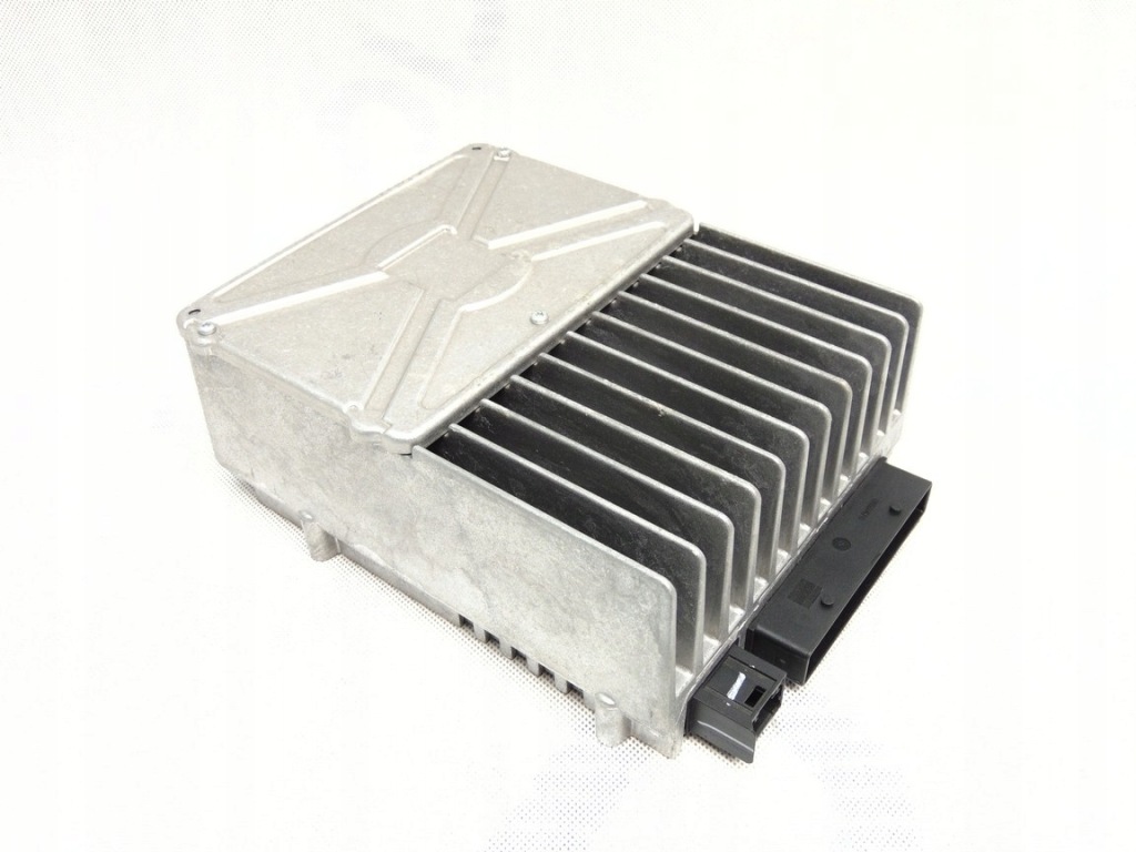 фото №1, Підсилювач harman a2518209589 mercedes w251