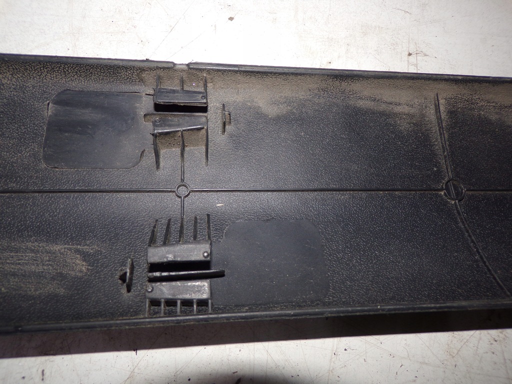 фото №8, Молдинг зовнішня двері лівий задня dacia logan