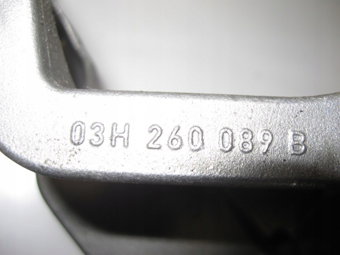 Vw passat b6 3.2 fsi axz кронштейн генератора Недорого