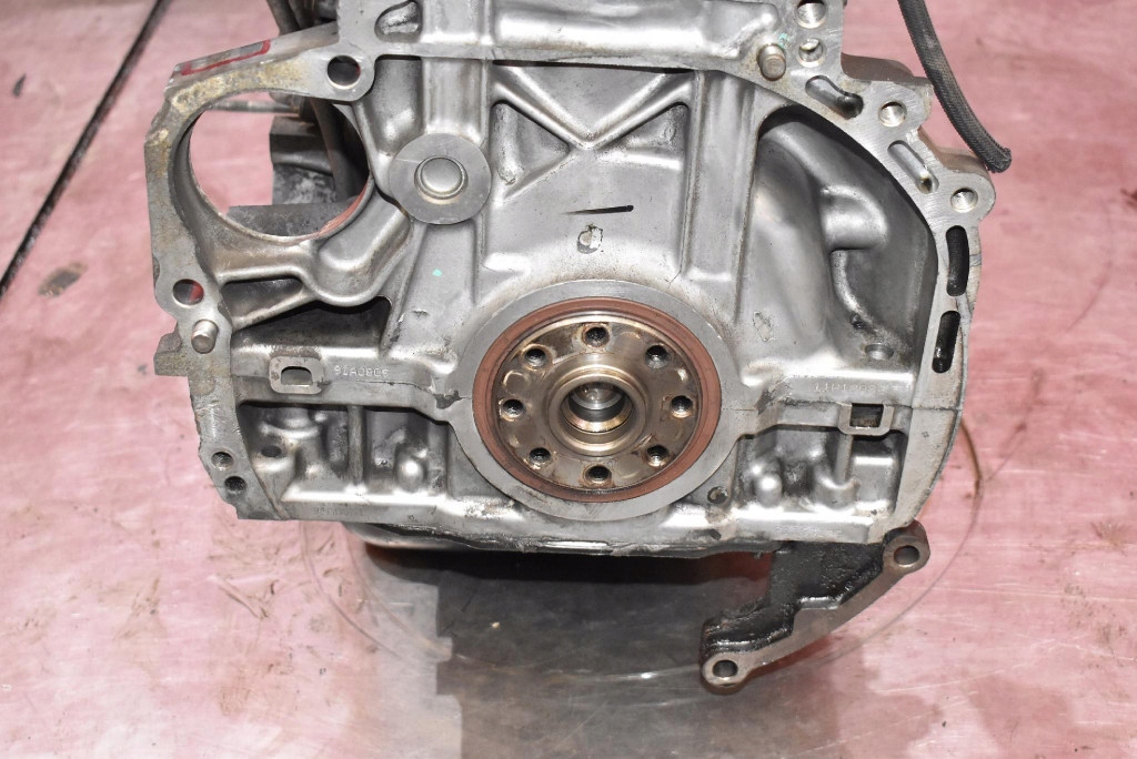 фото №15, Двигатель блок двигателя дизель 2ad toyota avensis t27 2.2 d-cat 177 km 09-11 film