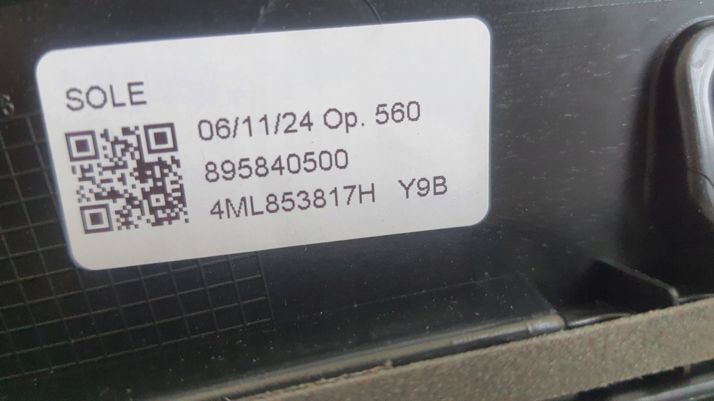 Молдинг крыла заднего левая lamborghini urus 4ml853817h Недорого