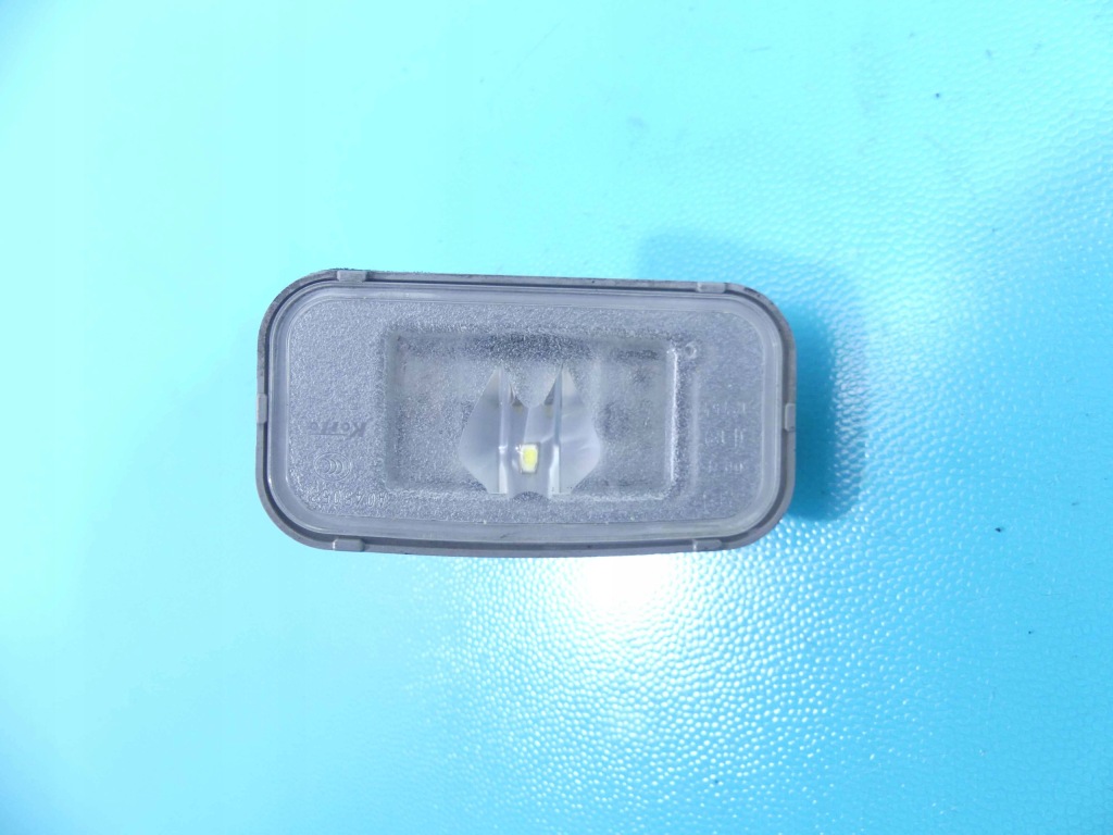 фото №2, Lexus is gs rc camry лампа led номерного знака 11-20