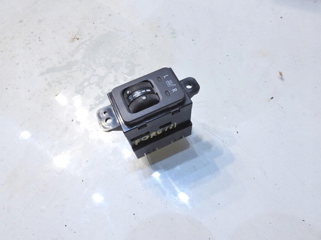 фото №6, Кнопка подогрев сидений subaru forester iii