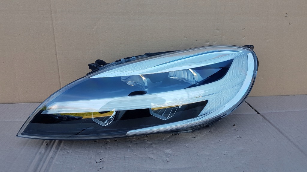 фото №7, Лампа перед ліва volvo v40 full led 16-