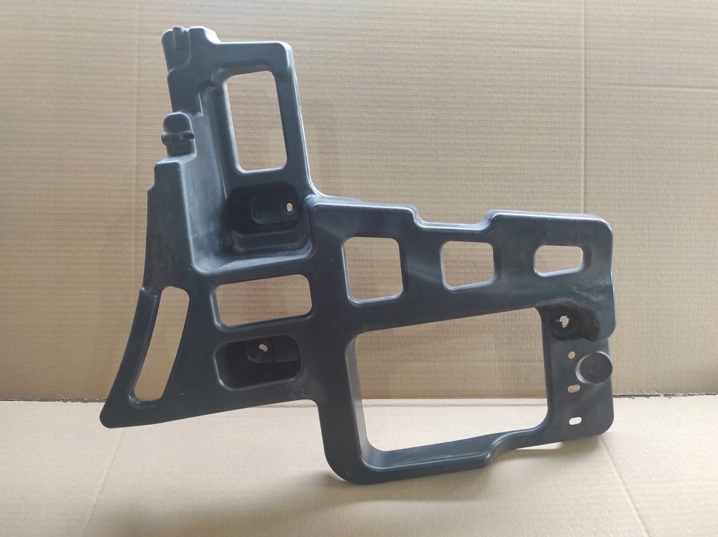 фото №1, Напрямна бампера правий задня renault talisman kombi 850425156r