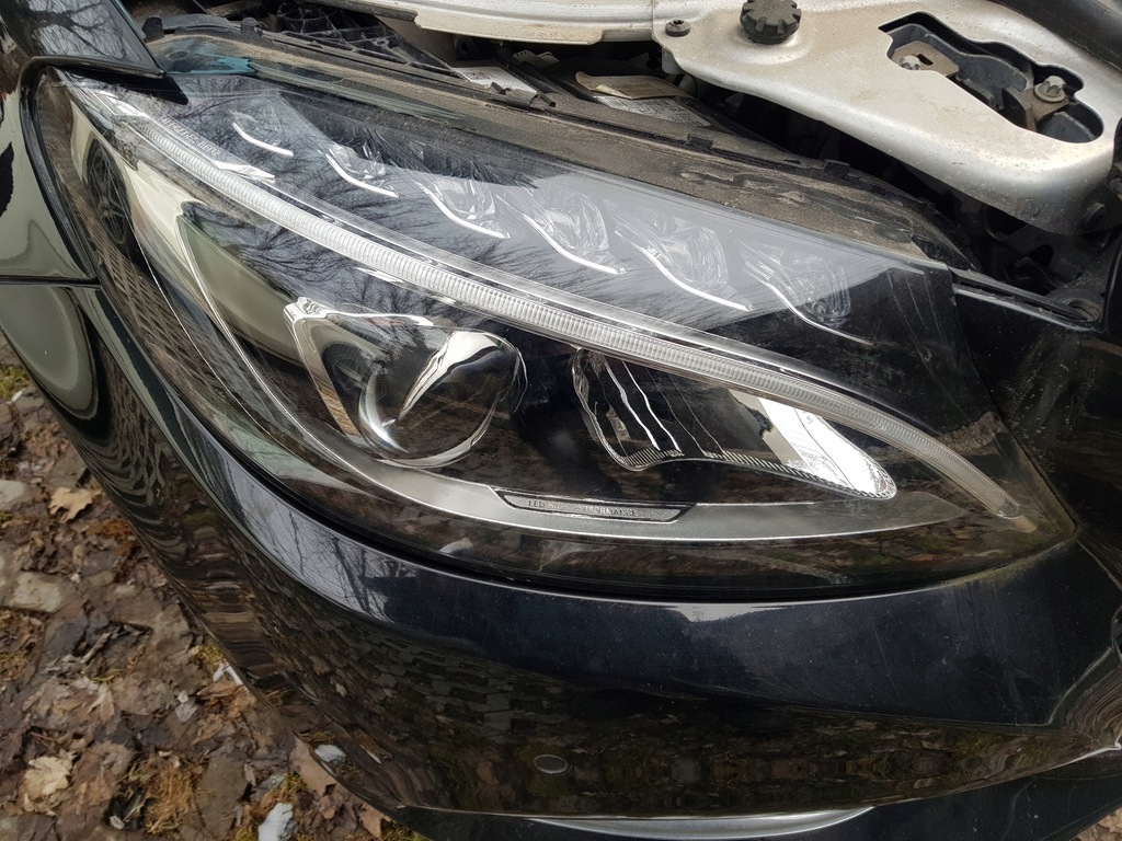 фото №5, Kompletny перед капот бампер лампа w205 цвет 197