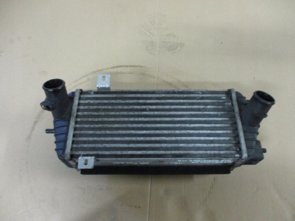фото №13, Радіатор інтеркулер kia sportage 4 iv hyundai tucson iii 3 28270- 2b743