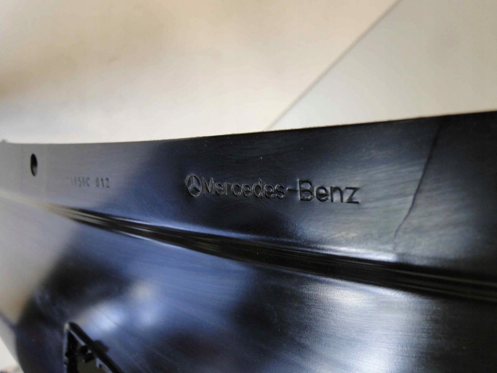 Mercedes g 3 w463 463 крыло  передний правый Киев