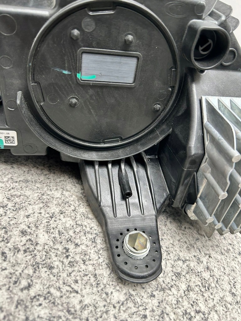 фото №8, Mercedes eqs suv 296 x296 usa digital light a2969062902 левая комплектная