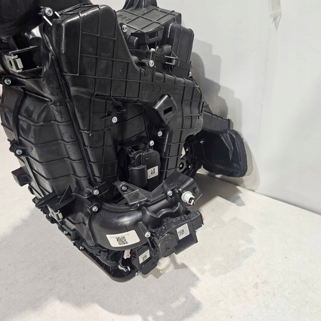 фото №10, Отопитель комплект tesla model s plaid 168888-00-d