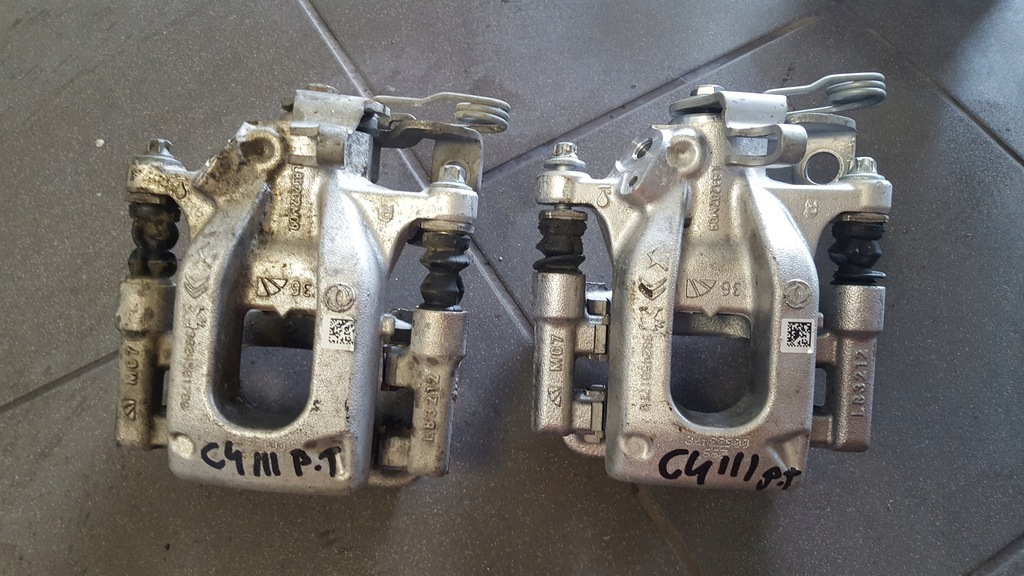 фото №1, Citroen c4 iii суппорт тормозной правый задняя