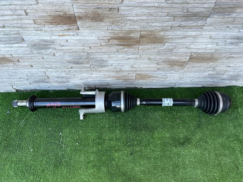 фото №1, Приводной вал bmw x1 u11 9884798