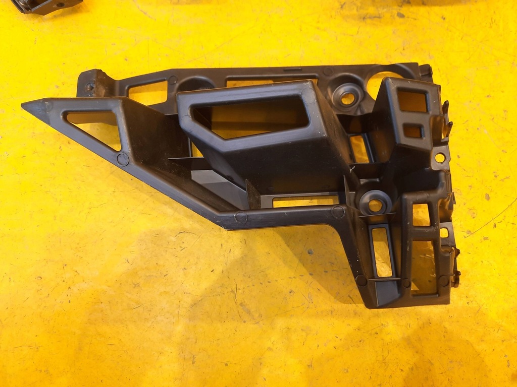 фото №11, Peugeot 3008 ii напрямна бампера задня задній комплект 23r. правий лівий середній