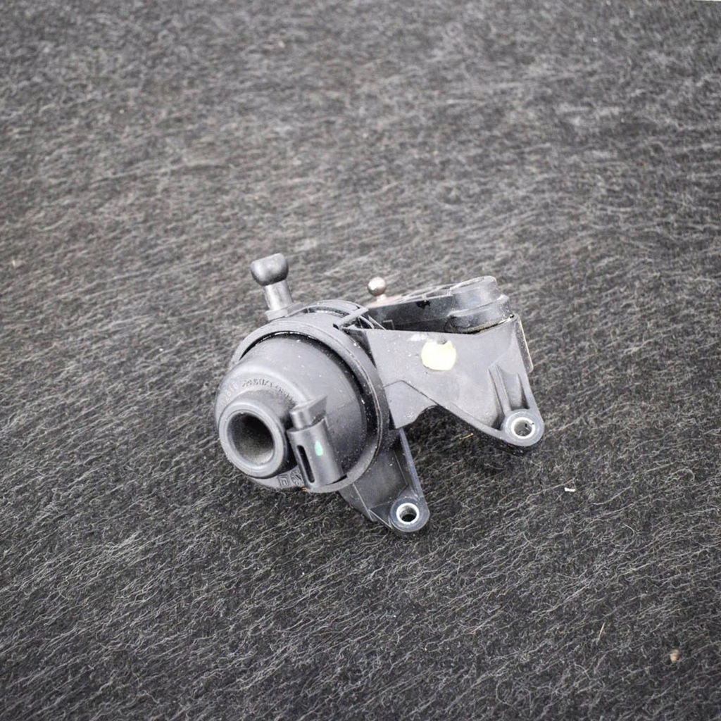 фото №1, Audi a8 s8 d4 4h 2013 другое запчасти отсек двигателя