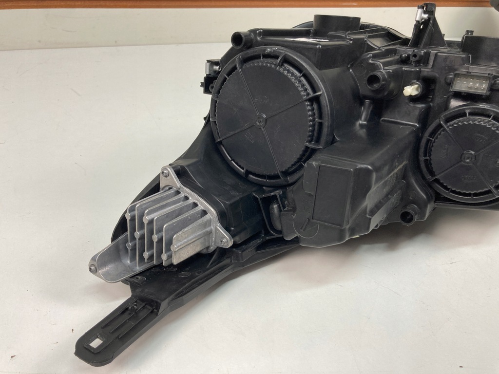 фото №10, Лампа правая передняя opel crossland x