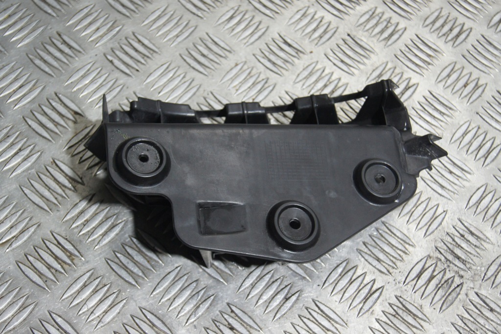 Купить Направляющая бампера левый задняя a3 8p 8p3807393a