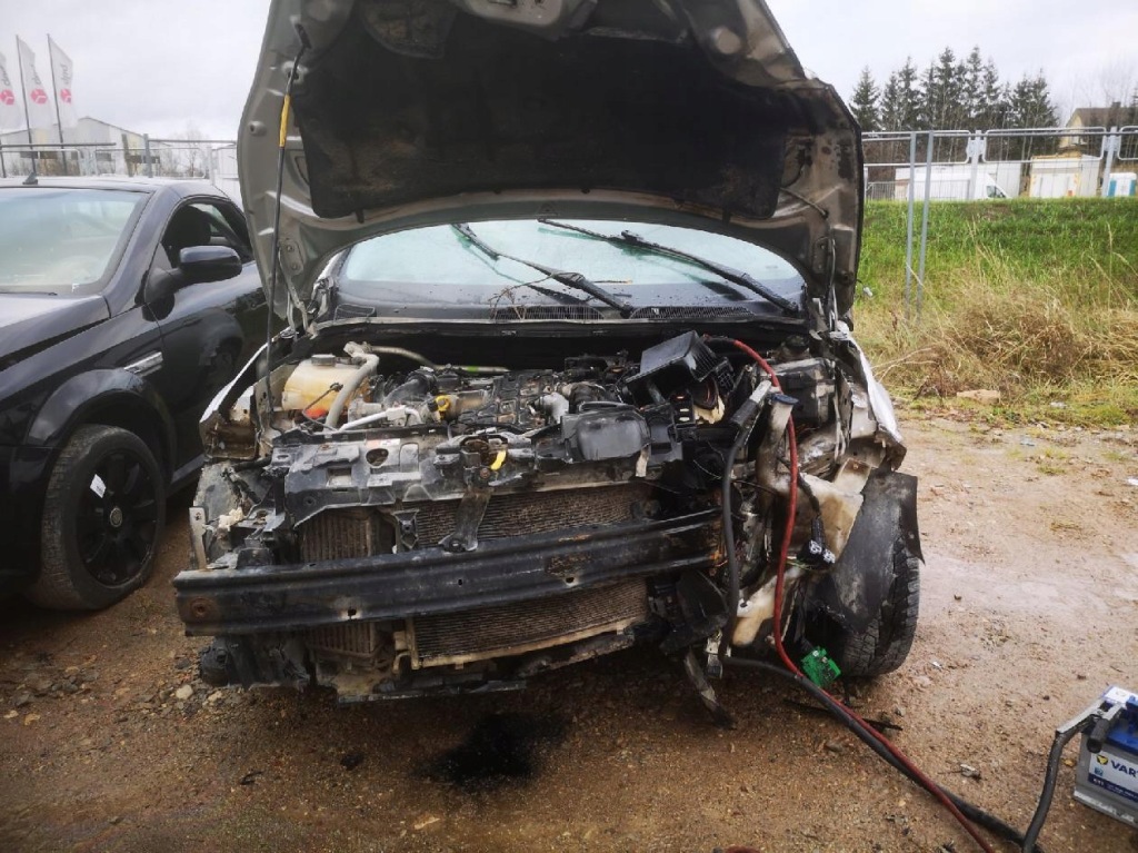 Ford fiesta пабтрубок  интеркулер 2014 1.6l 9674942380 072350, 9674951680 с Разборки