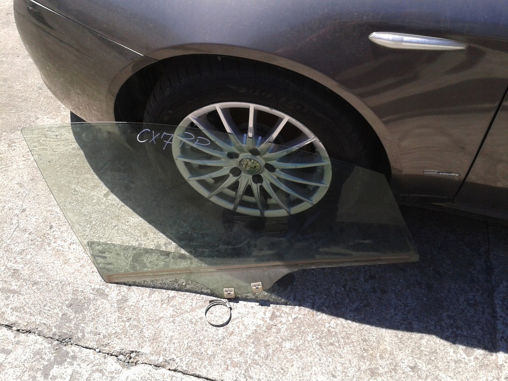 фото №1, Стекло правая передняя mazda cx-7 cx7