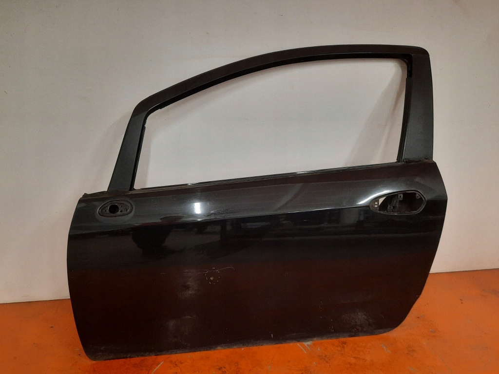 фото №1, Fiat grande punto iii 3d дверь перед левая передние 891/b