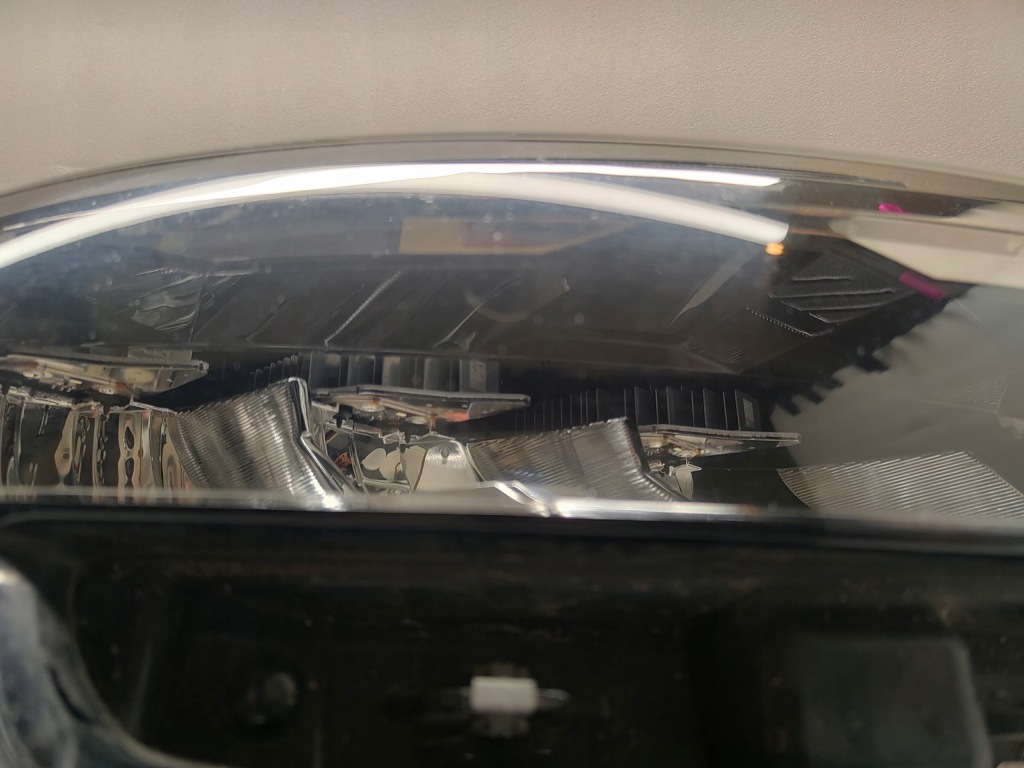 фото №3, Renault clio v full led лампа правий перед 260108676r