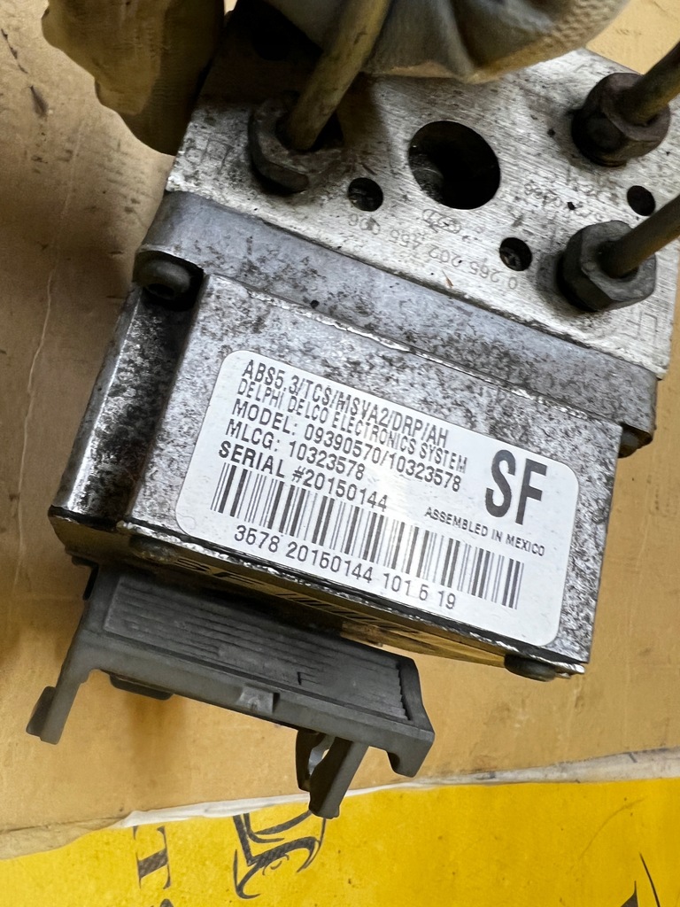 фото №8, Насос тормозная abs chevrolet corvette c5 97-04