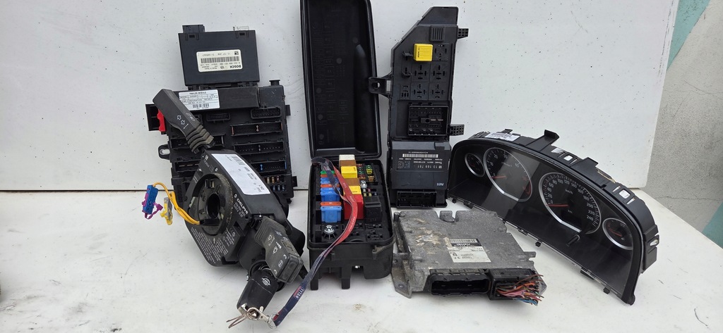 фото №1, Набор стартовый signum vectra c 3.0 cdti 24451764 комплект