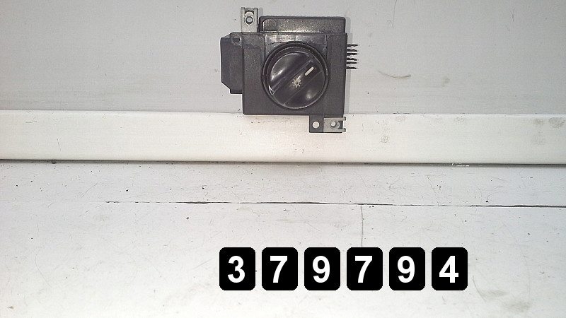 Купити 2001 mercedes a class перемикач 685450104