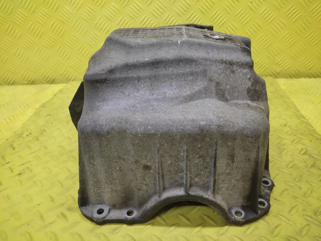 фото №6, Renault clio ii 1.4 поддон поддон масляная 8200050570