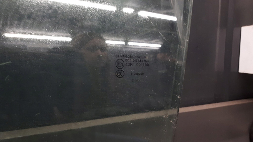 фото №7, Стекло дверь левый перед jaguar x-type 04r