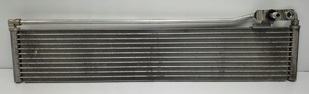 фото №1, Радиатор масла mercedes w207 4.7 v8 a0995000400