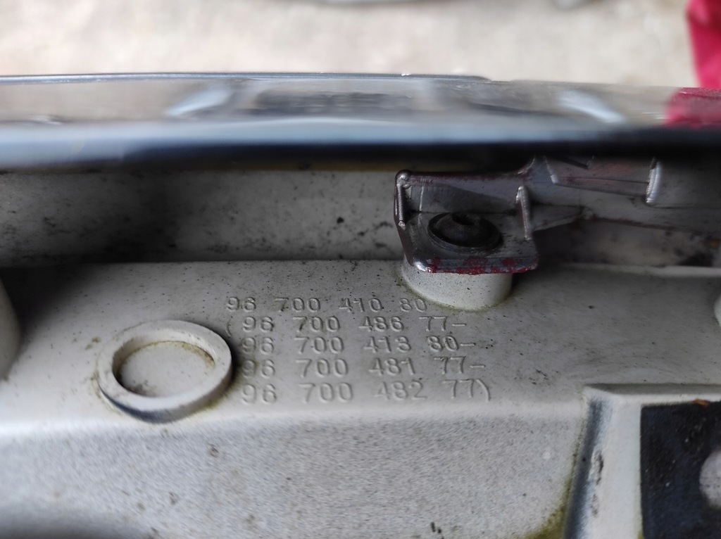 фото №7, Спойлер задняя na крышка багажника citroen ds3 9670041080