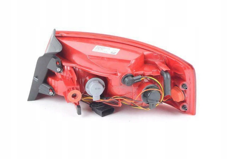 фото №2, Audi a5 8t задние левая наружное свет задние 8t0945095a oem