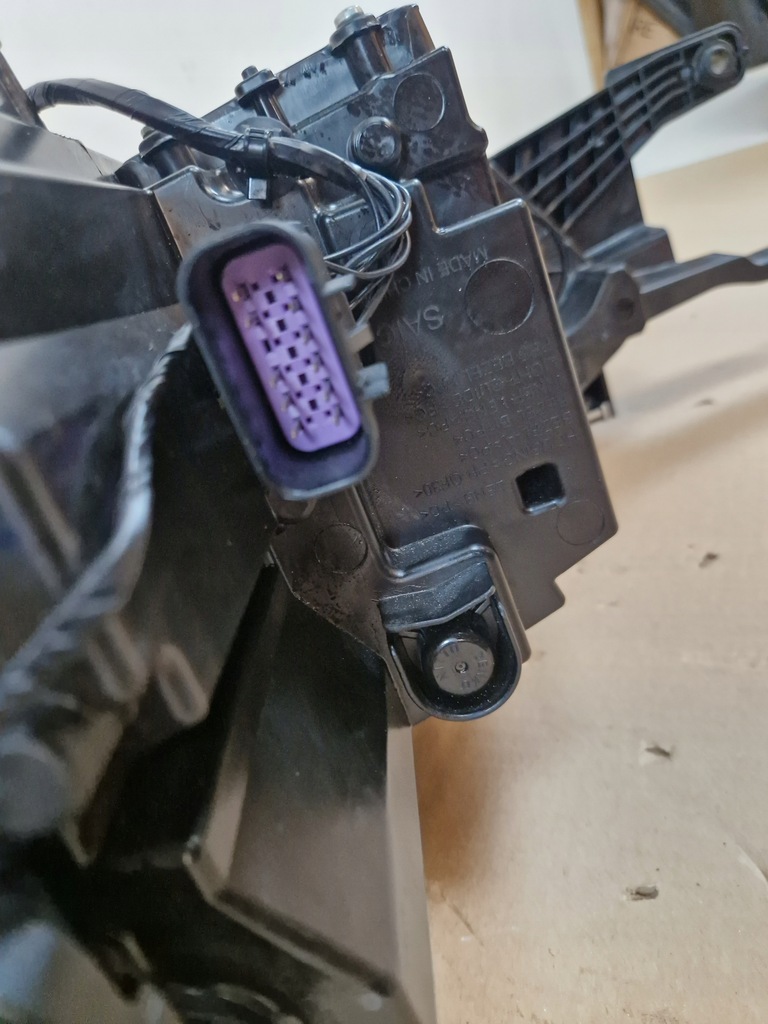 фото №8, Mg zs lift лампа передня права перед права сторона оригінал 11275386