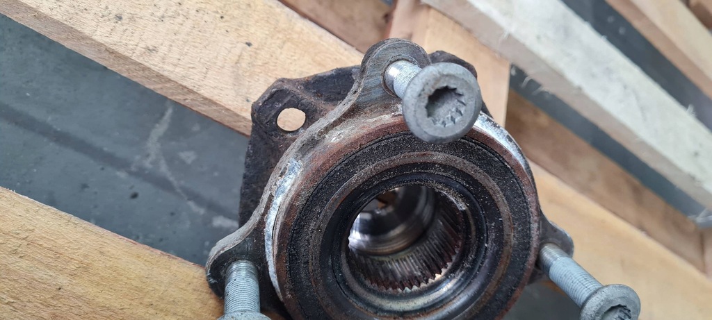 фото №10, A4 b9 8w lift ступица подшипник колеса перед 4m0498625a a5 8w