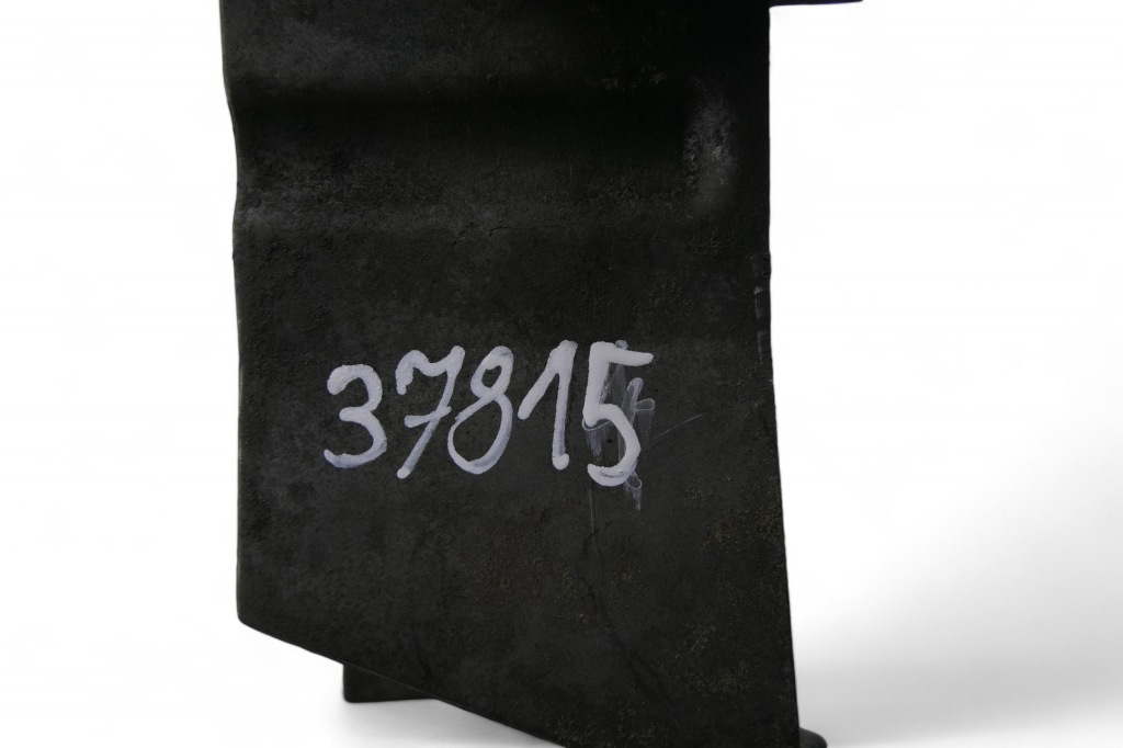 Кронштейн генератора audi a6 c6 a8 d3 volkswagen phaeton 3.0 tdi 059145169ad Киев