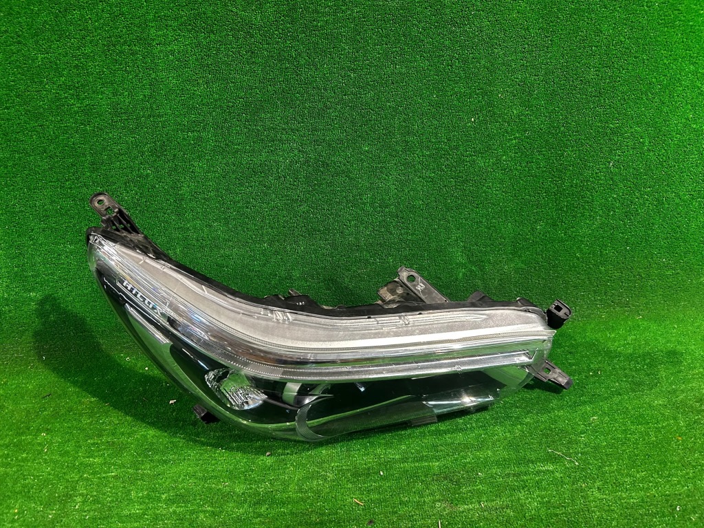 фото №3, Фара правый toyota hilux viii full led