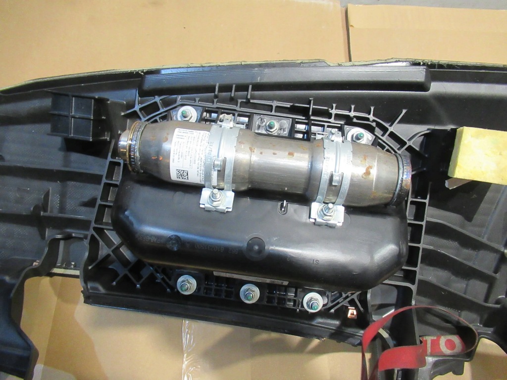 фото №7, Приборная панель подушка opel zafira c