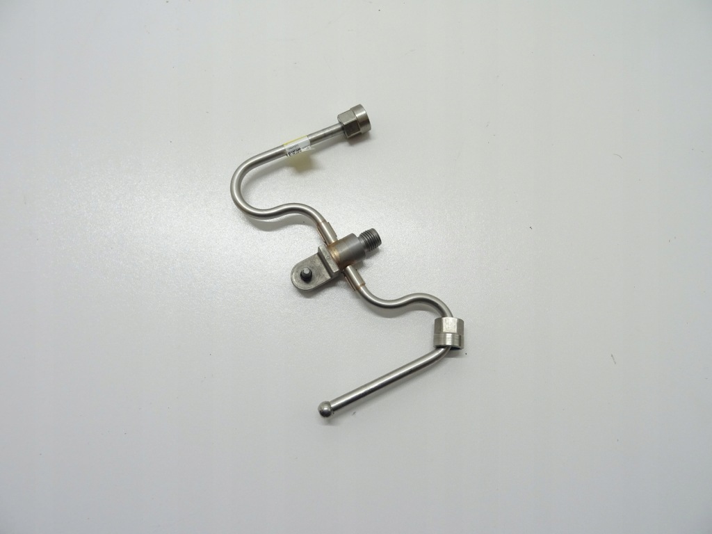 фото №1, Corvette c7 шланг топлива palwowy трубка пабтрубок  молдинг впрыскная питающий