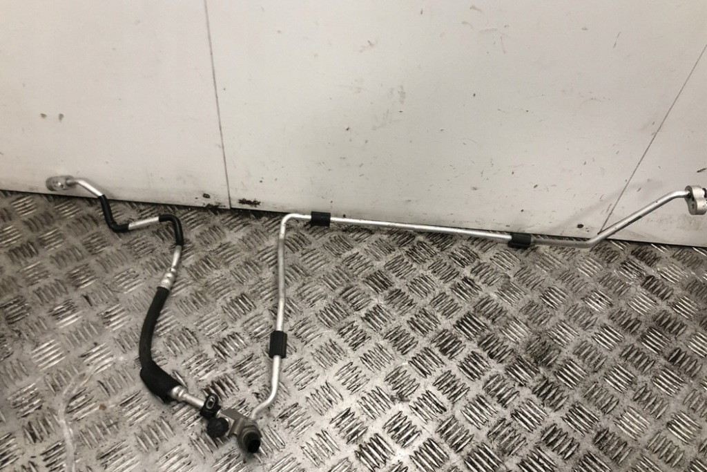 фото №8, Трубки кондиціонера bmw 3 f30, f80 9181464 2.0l бензиновий 180kw 2011