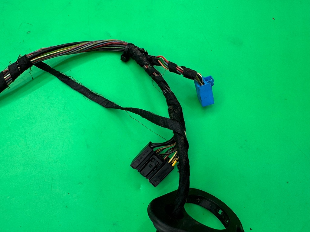 фото №8, Джгут електропроводка двері правий перед 30724780 volvo c30 06- europa