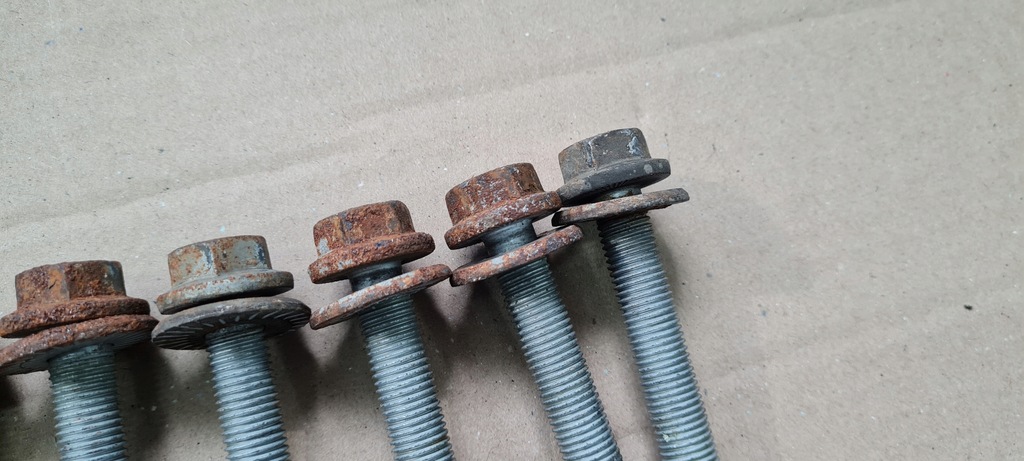 фото №4, S7 4g a7 болти підвіска перед підрамник підрамник a6 c7 4g s6