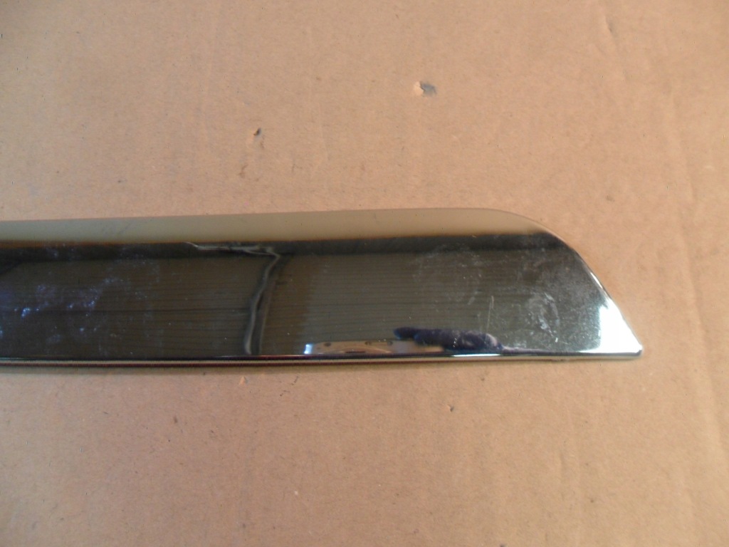 фото №3, Молдинг декоративна бампера toyota hilux