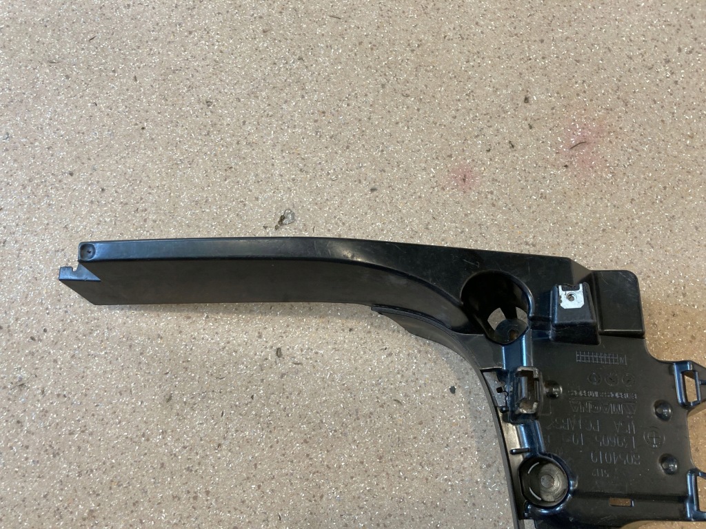 Купити Напрямна бампера заднього задній сторона ліва bmw x5 f15 8054019