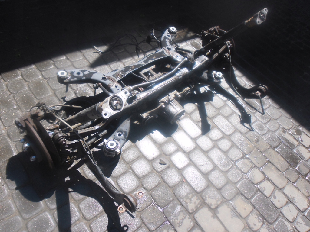 фото №1, Mazda cx5 cx-5 2.0 b. поворотний кулак ліва права задня 17-