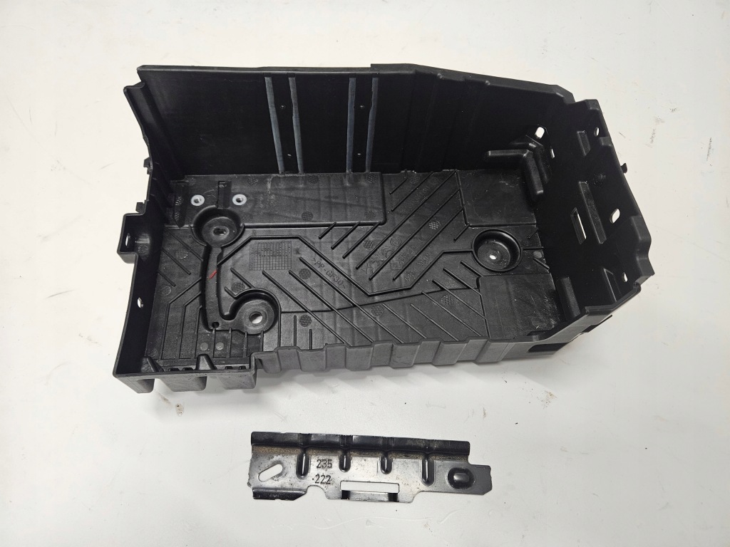 Купить Opel e-mokka b 2 основание аккумулятор корпус 9823533180