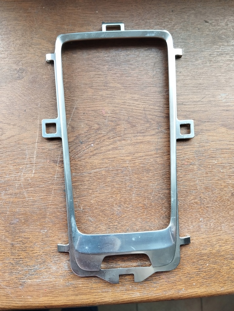 фото №1, Volvo рамка хром керма v40 31307327