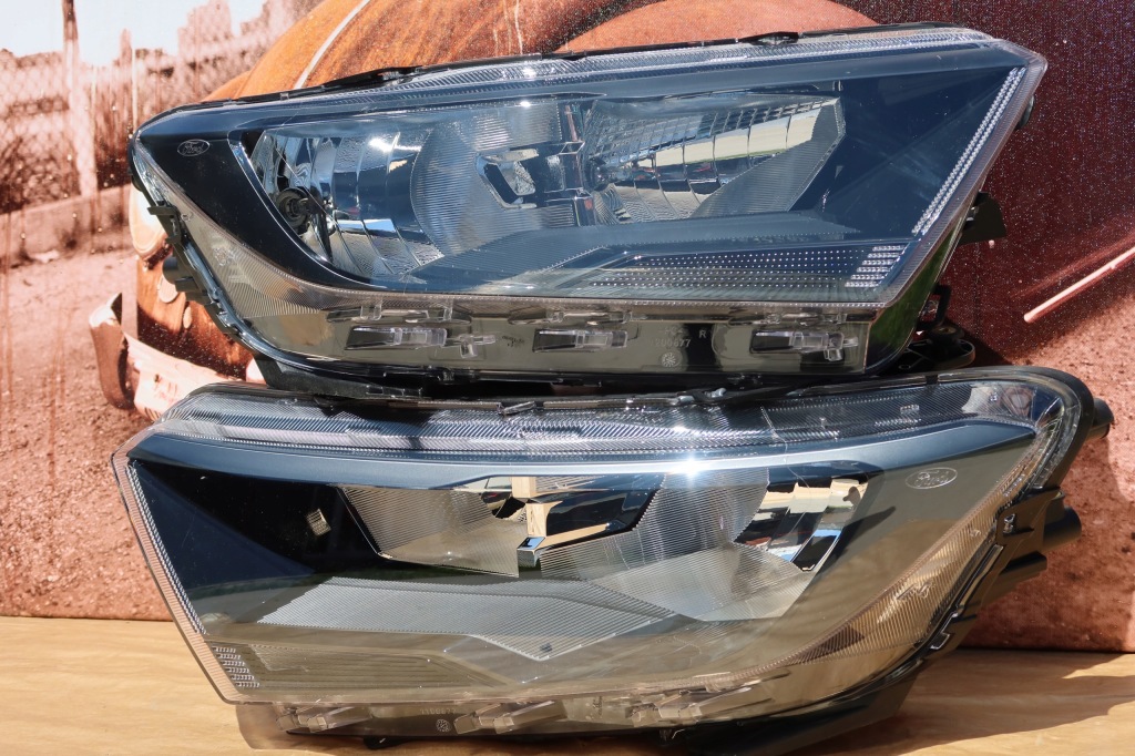 фото №2, Ford tourneo connect 2kf941005d/006d лампа