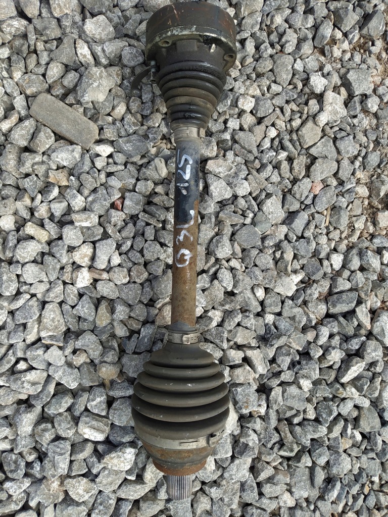 фото №2, Audi q3 8u 2.0 tdi привідний вал ліва