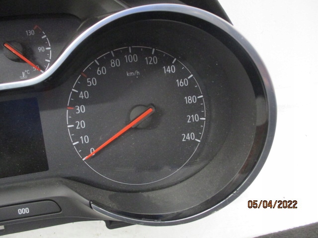 фото №3, Opel crossland x счетчик приборы 9831002180